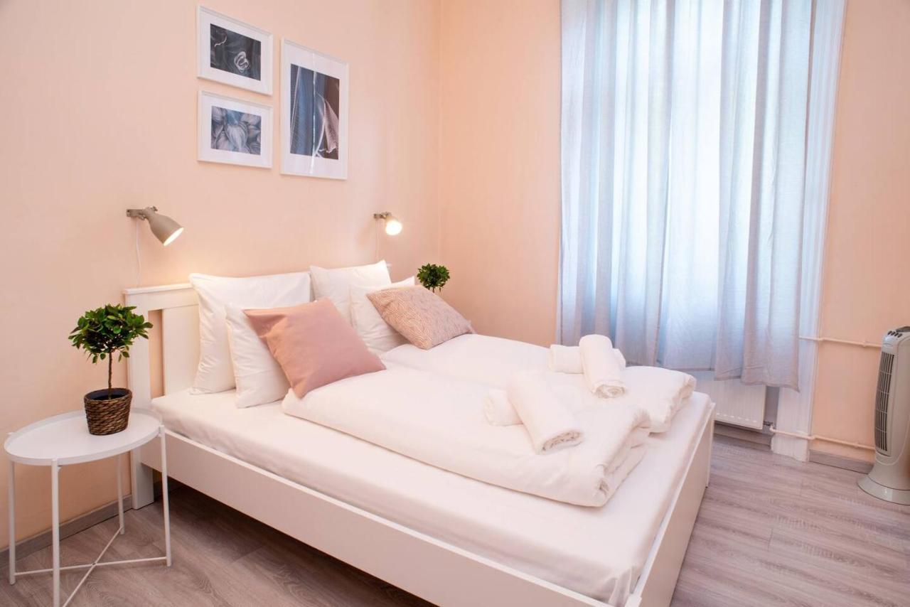 Central And Large Ac Home Away From Home Βουδαπέστη Εξωτερικό φωτογραφία