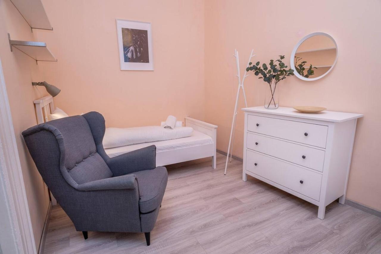 Central And Large Ac Home Away From Home Βουδαπέστη Εξωτερικό φωτογραφία