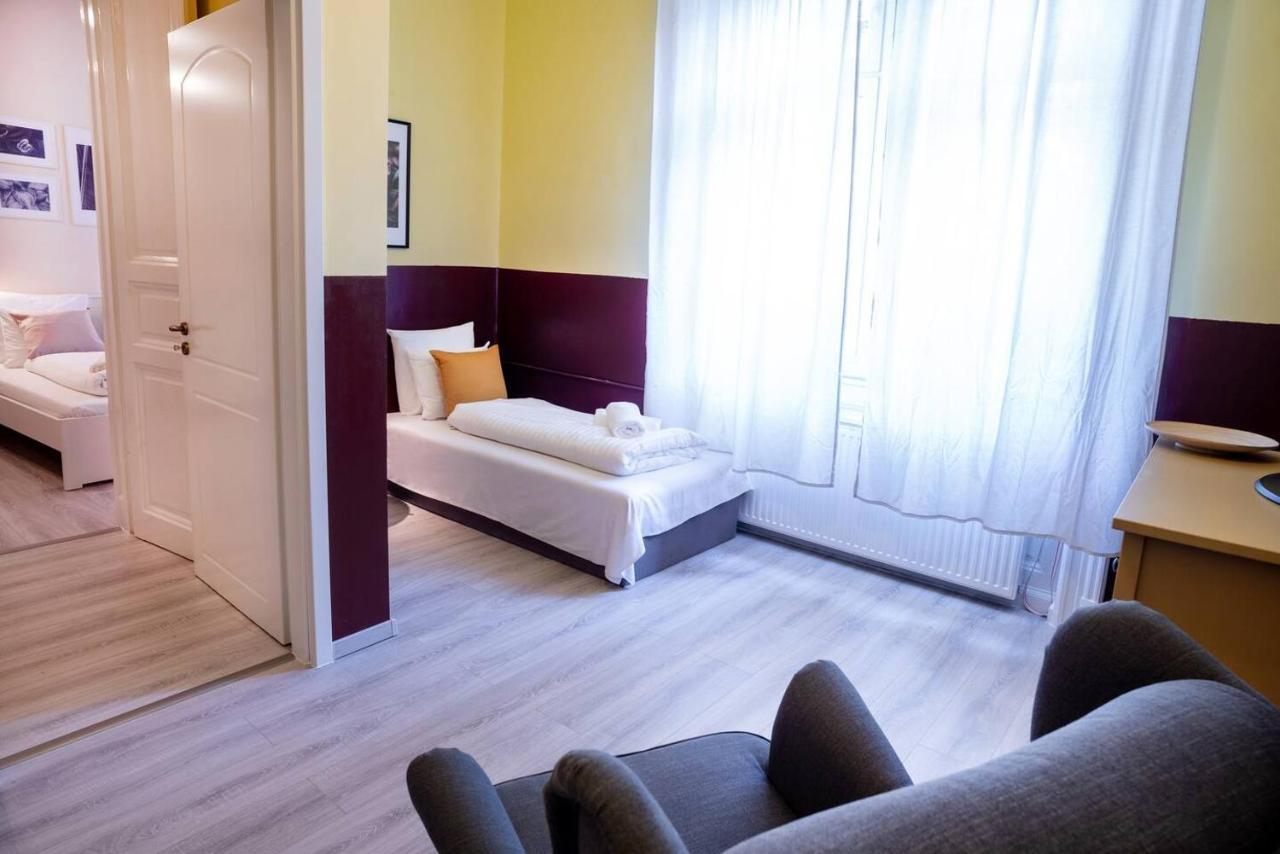 Central And Large Ac Home Away From Home Βουδαπέστη Εξωτερικό φωτογραφία