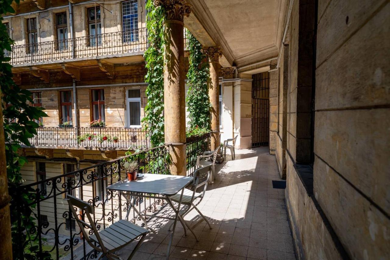 Central And Large Ac Home Away From Home Βουδαπέστη Εξωτερικό φωτογραφία